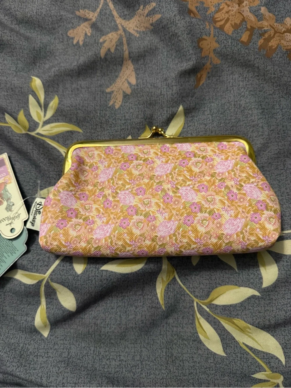 Mad Beauty carry who